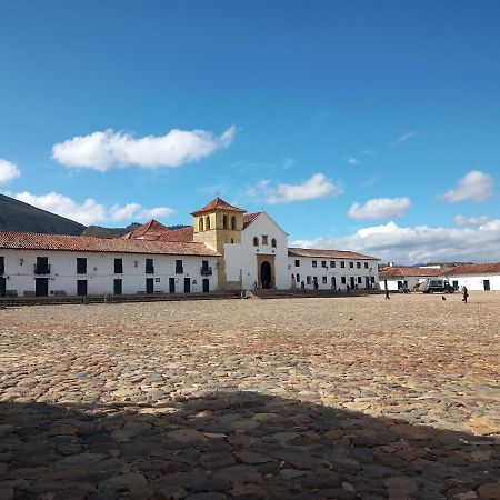 לינה וארוחת בוקר Boyacá Hospederia La Roca Plaza Principal מראה חיצוני תמונה