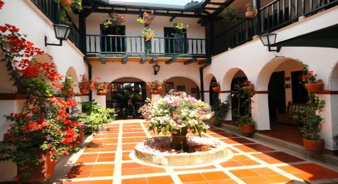 לינה וארוחת בוקר Boyacá Hospederia La Roca Plaza Principal מראה חיצוני תמונה