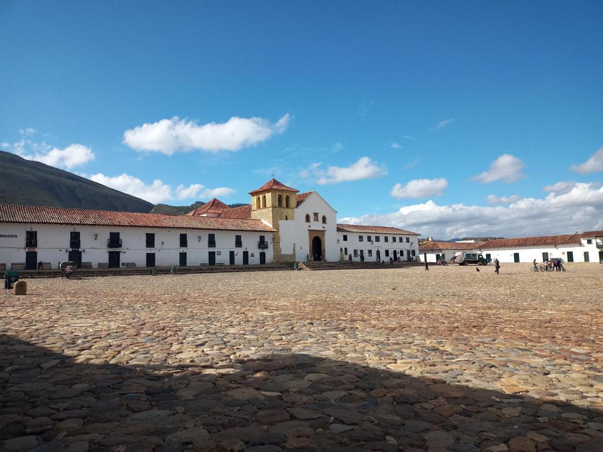 לינה וארוחת בוקר Boyacá Hospederia La Roca Plaza Principal מראה חיצוני תמונה