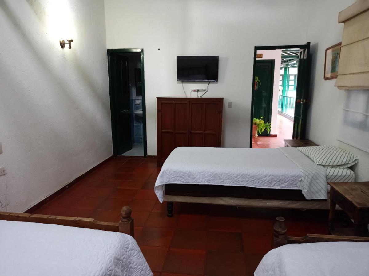 לינה וארוחת בוקר Boyacá Hospederia La Roca Plaza Principal מראה חיצוני תמונה